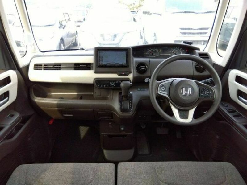 N BOX