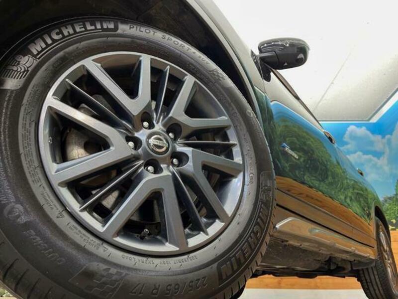 X-TRAIL