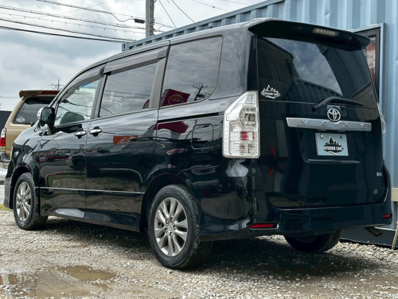 VOXY-11