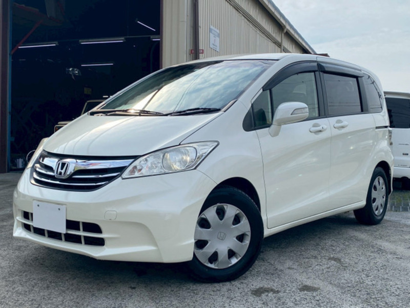 HONDA　FREED