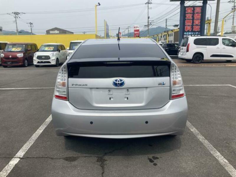 PRIUS-5