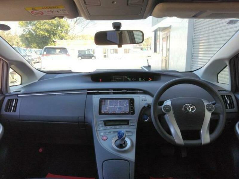 PRIUS-1