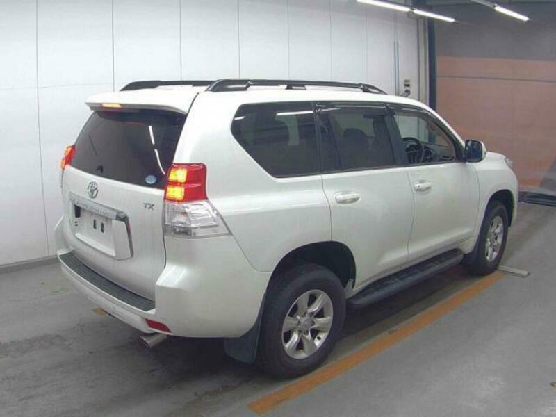 LAND CRUISER PRADO-4