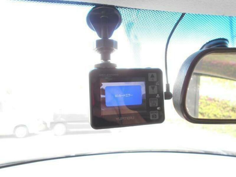 CR-Z-12