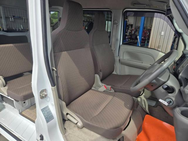 MINICAB VAN-12