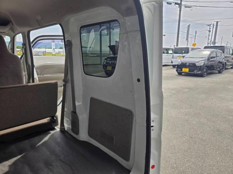 MINICAB VAN-17