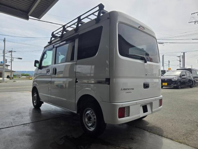 MINICAB VAN-6