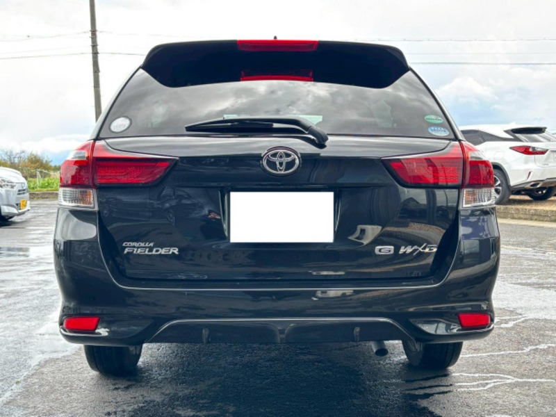 COROLLA FIELDER