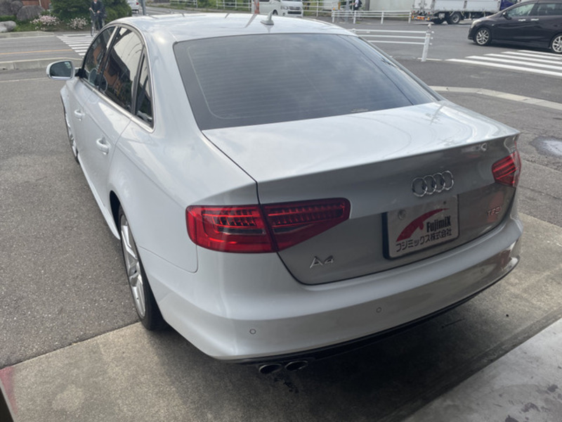 A4