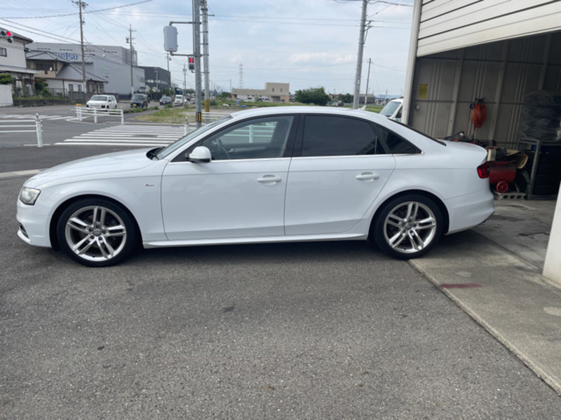 A4