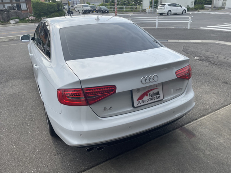 A4