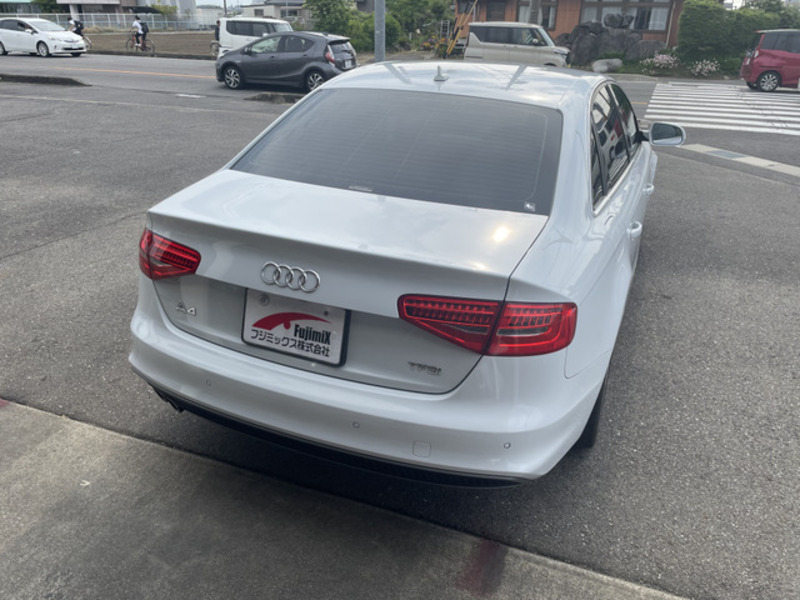 A4