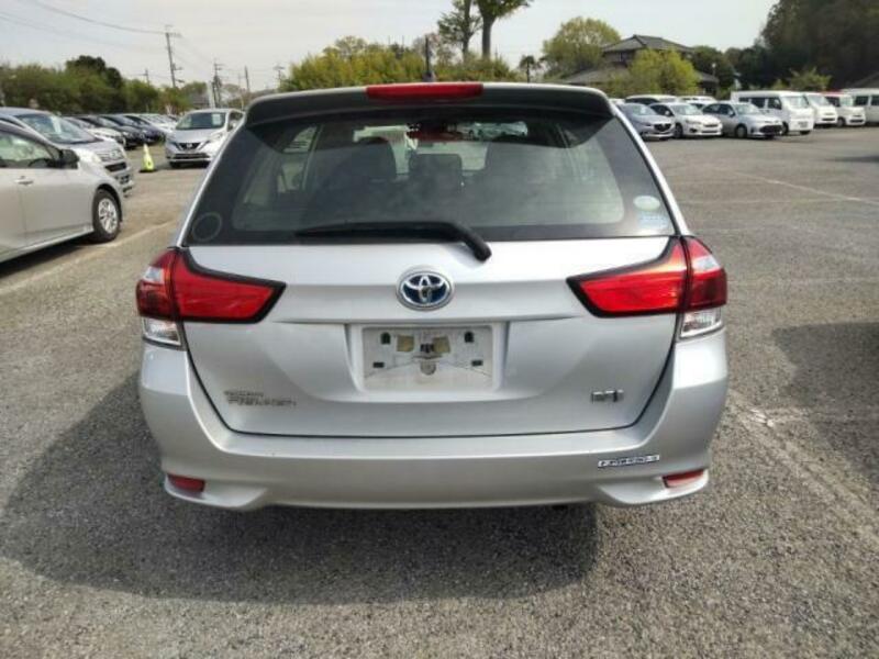 COROLLA FIELDER