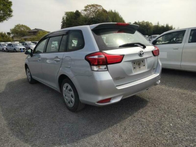 COROLLA FIELDER