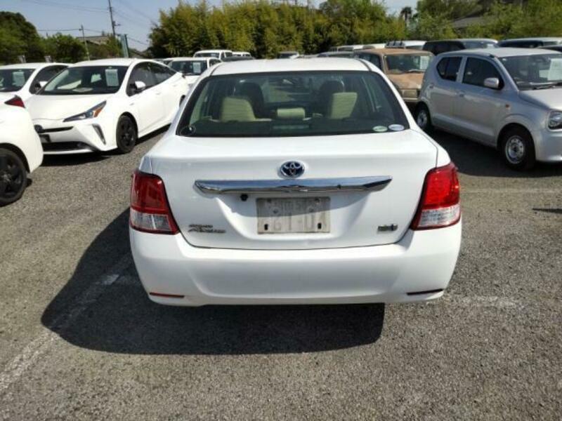 COROLLA AXIO-4