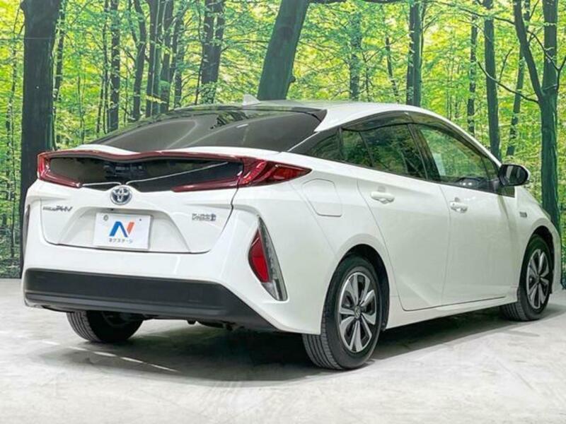 PRIUS PHV