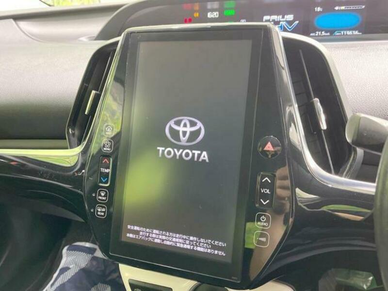 PRIUS PHV