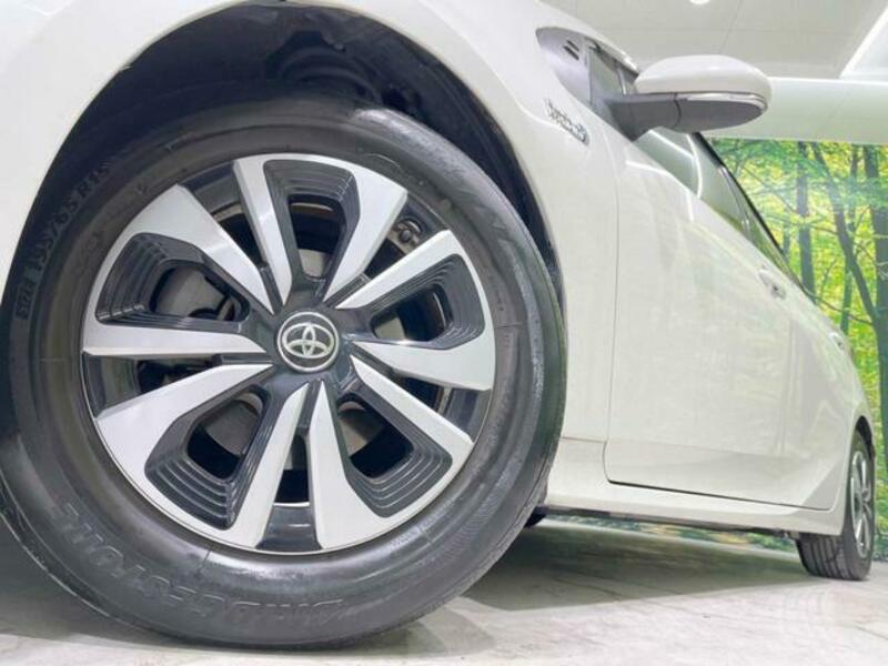 PRIUS PHV