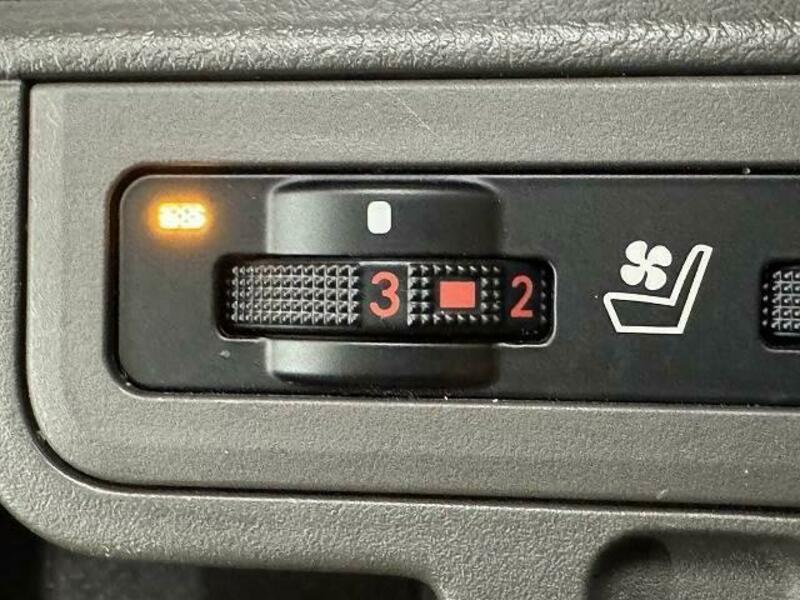 LAND CRUISER PRADO-5