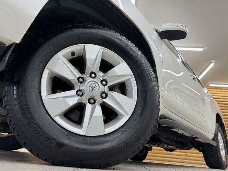 LAND CRUISER PRADO-10