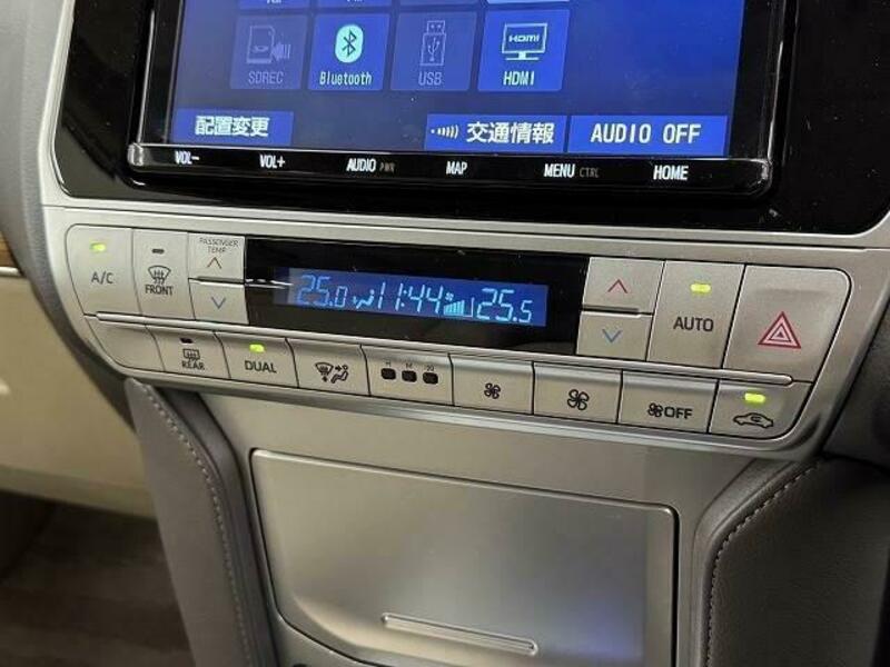 LAND CRUISER PRADO-11