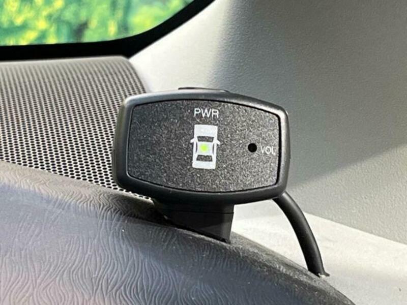 PRIUS-4