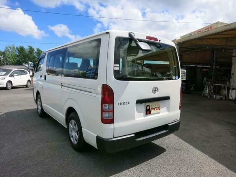 HIACE VAN
