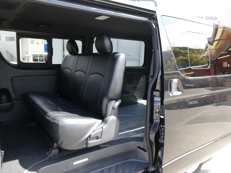 HIACE VAN