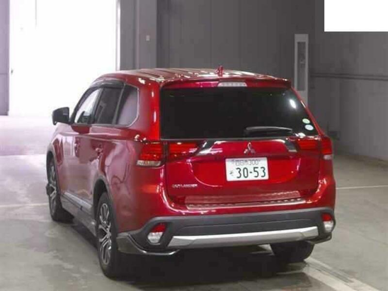 OUTLANDER-1