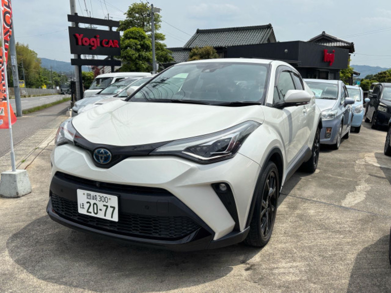 TOYOTA　C-HR