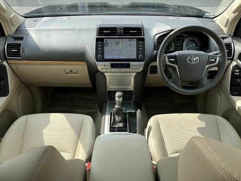 LAND CRUISER PRADO-1