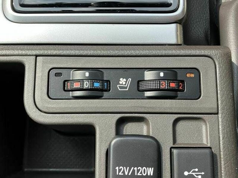 LAND CRUISER PRADO-6