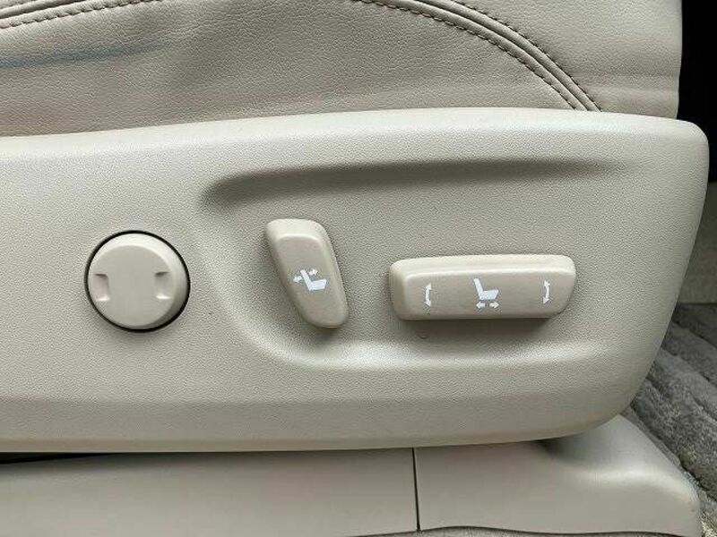LAND CRUISER PRADO-7
