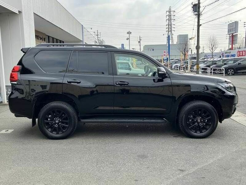 LAND CRUISER PRADO-14