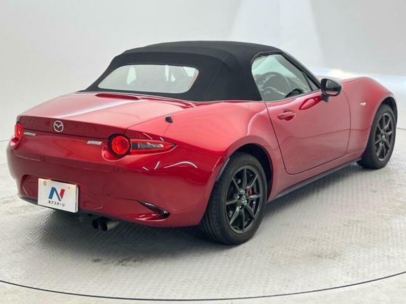 ROADSTER