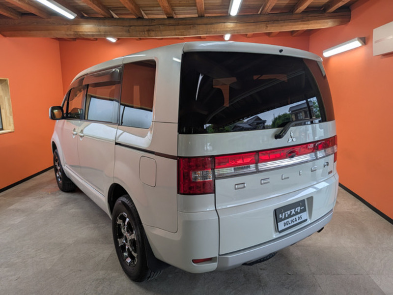 DELICA D5