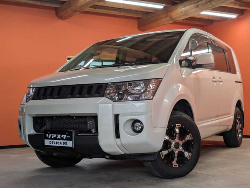 MITSUBISHI DELICA D5
