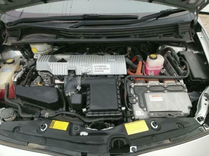 PRIUS-10