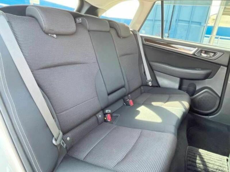 LEGACY OUTBACK