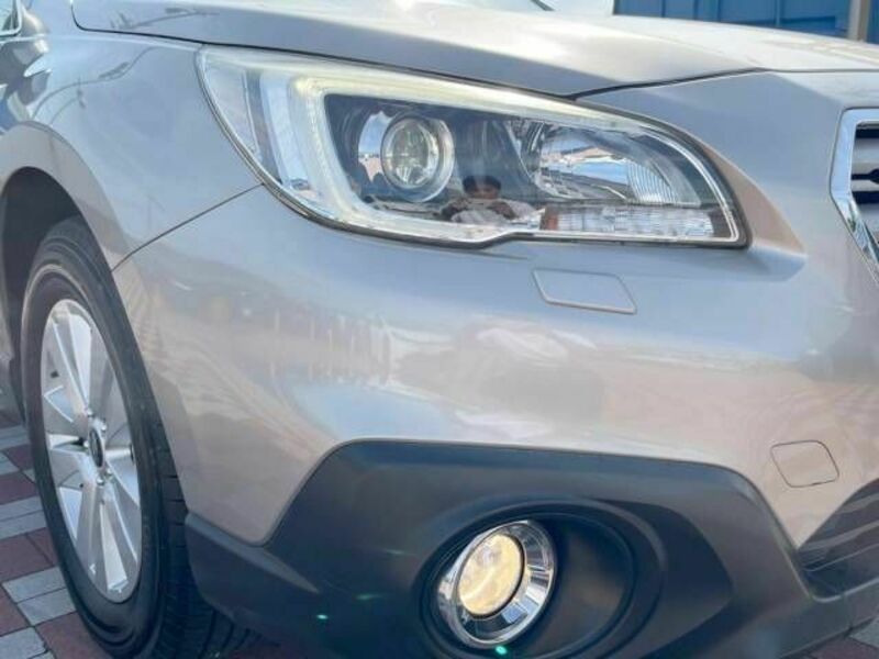 LEGACY OUTBACK