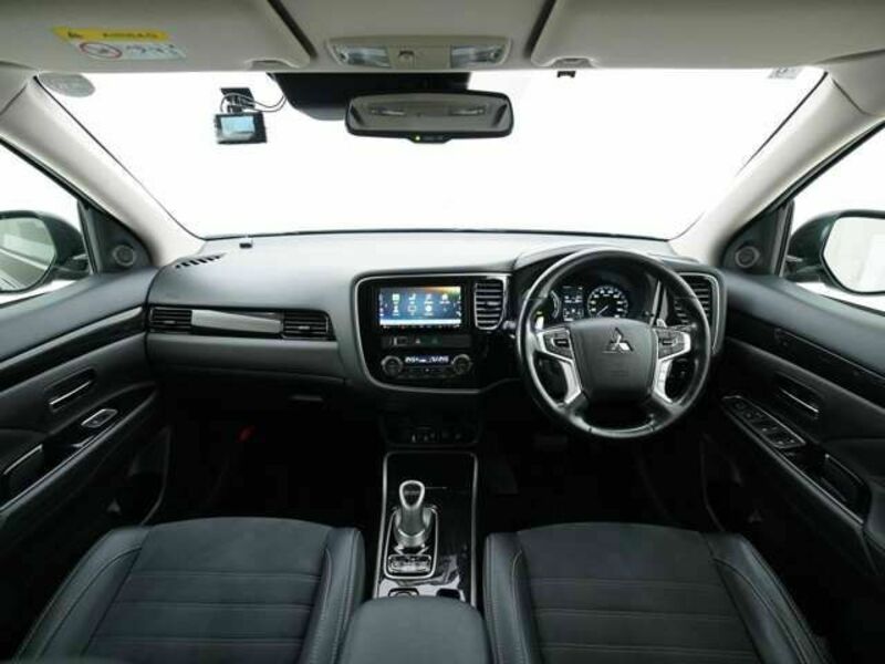 OUTLANDER PHEV