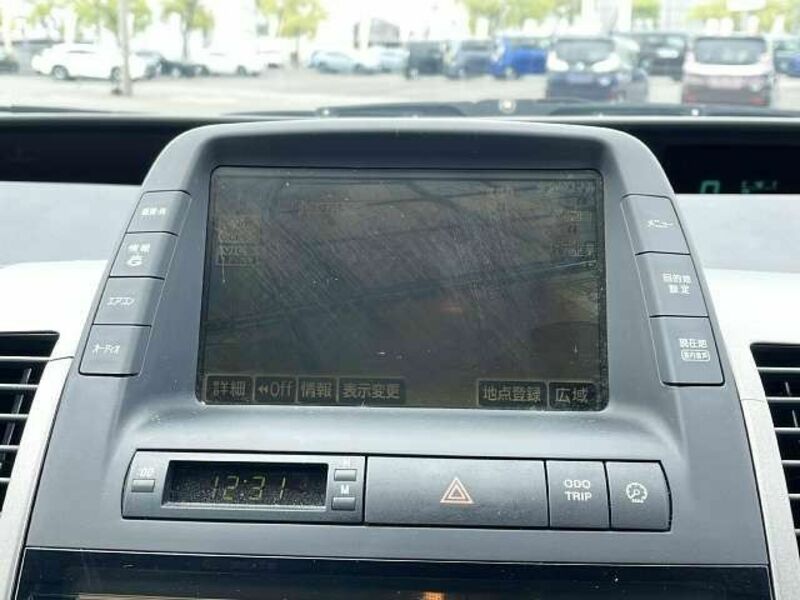 PRIUS-4