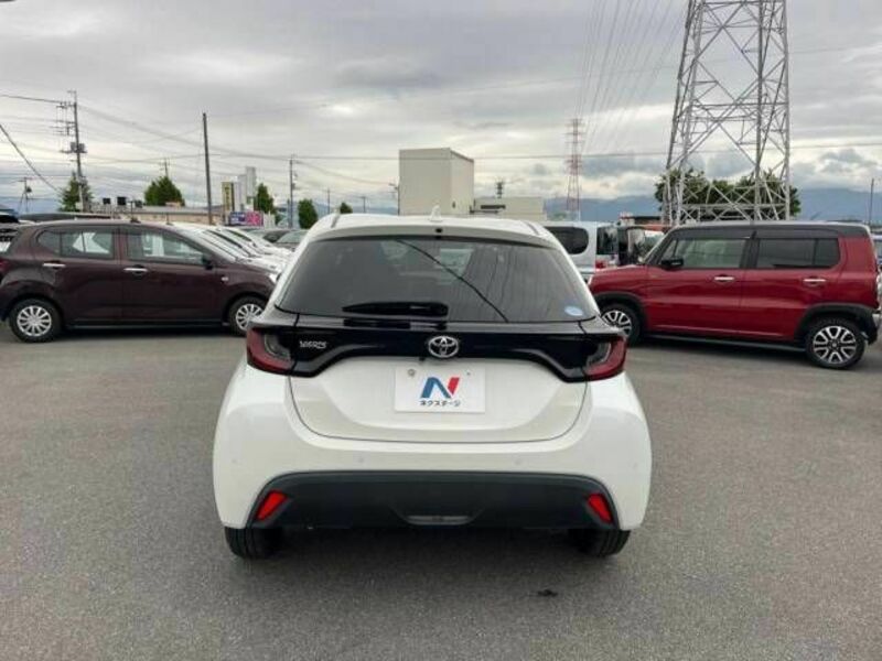 YARIS-14