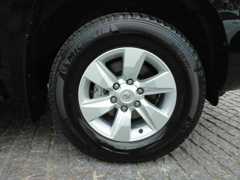 LAND CRUISER PRADO-7