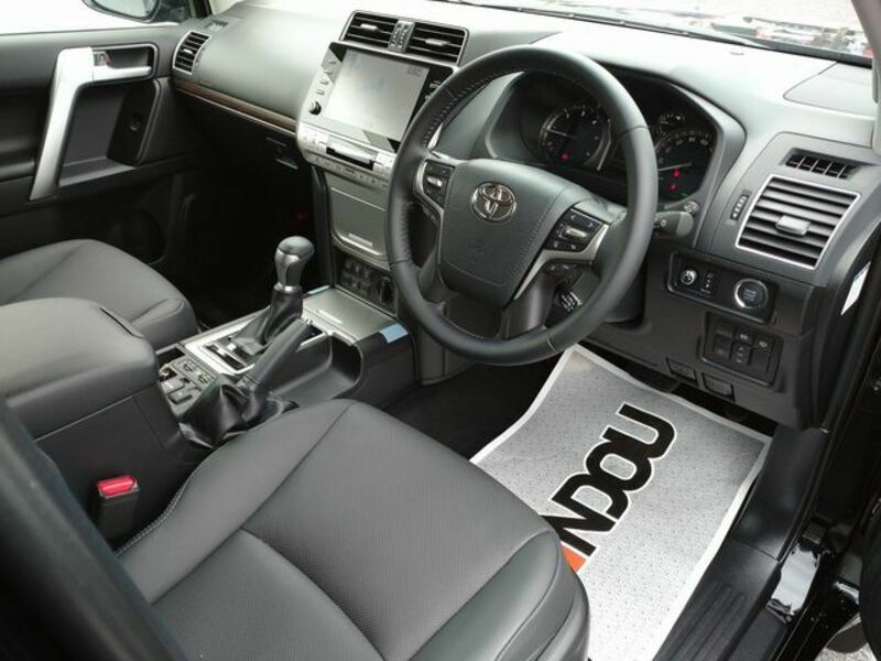 LAND CRUISER PRADO-10