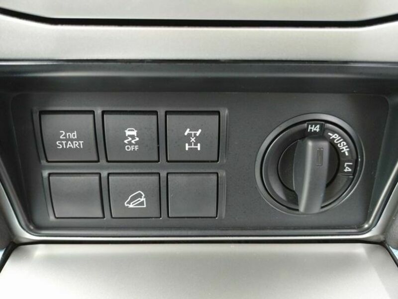 LAND CRUISER PRADO-17
