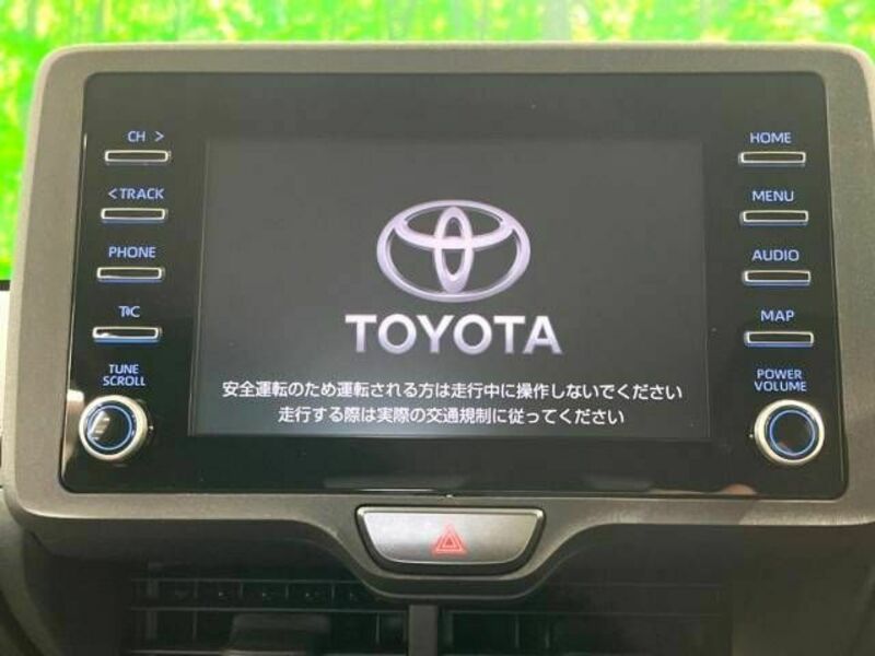 YARIS CROSS