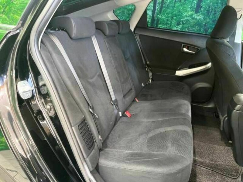 PRIUS-9