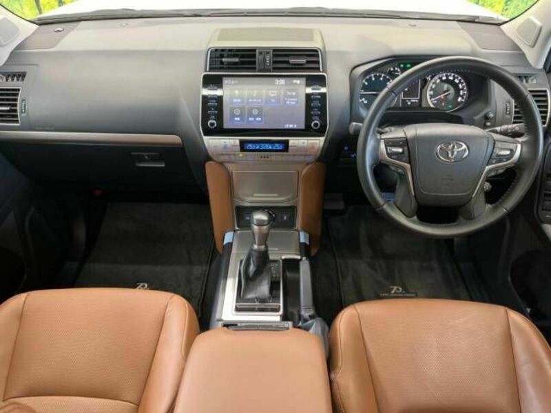 LAND CRUISER PRADO-1