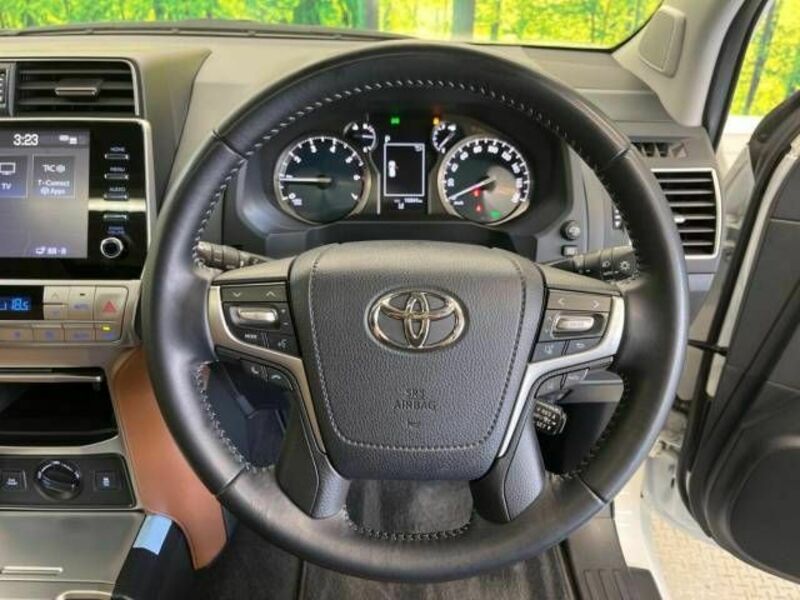 LAND CRUISER PRADO-5